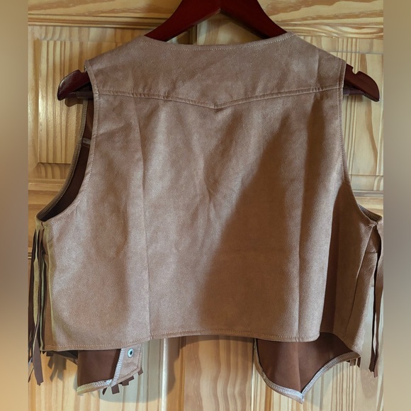 Western flair vest - Picture 3 of 4